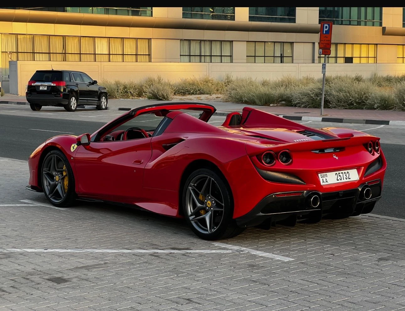 فيراري فيراري إف ٨ سبايدر ٢٠٢٣ - سيارة رياضية thumbnail NaN